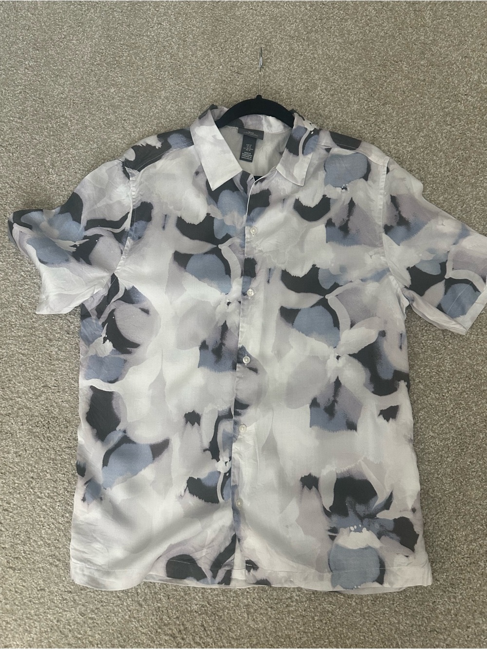 H&M Men's Short Sleeve Button-Down Shirt - White, Black & Light Blue Abstract